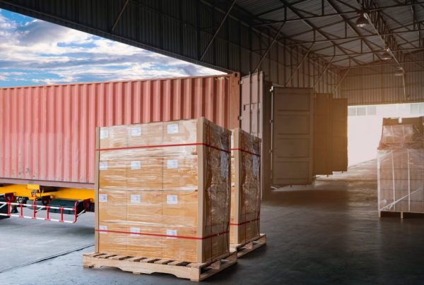 Доставка грузов из Гонконга с MIGOFF: надежность, эффективность и профессионализм